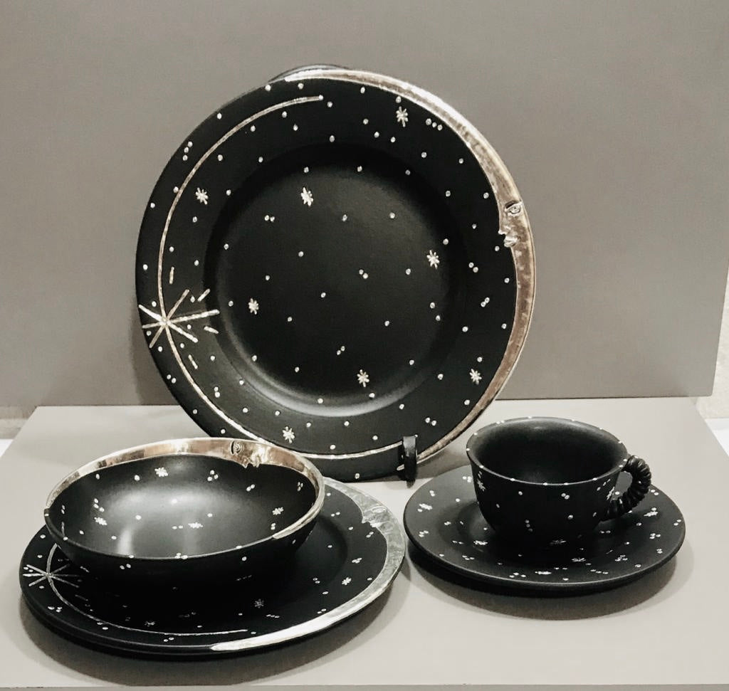 Tableware: Moon Motif (5-piece)